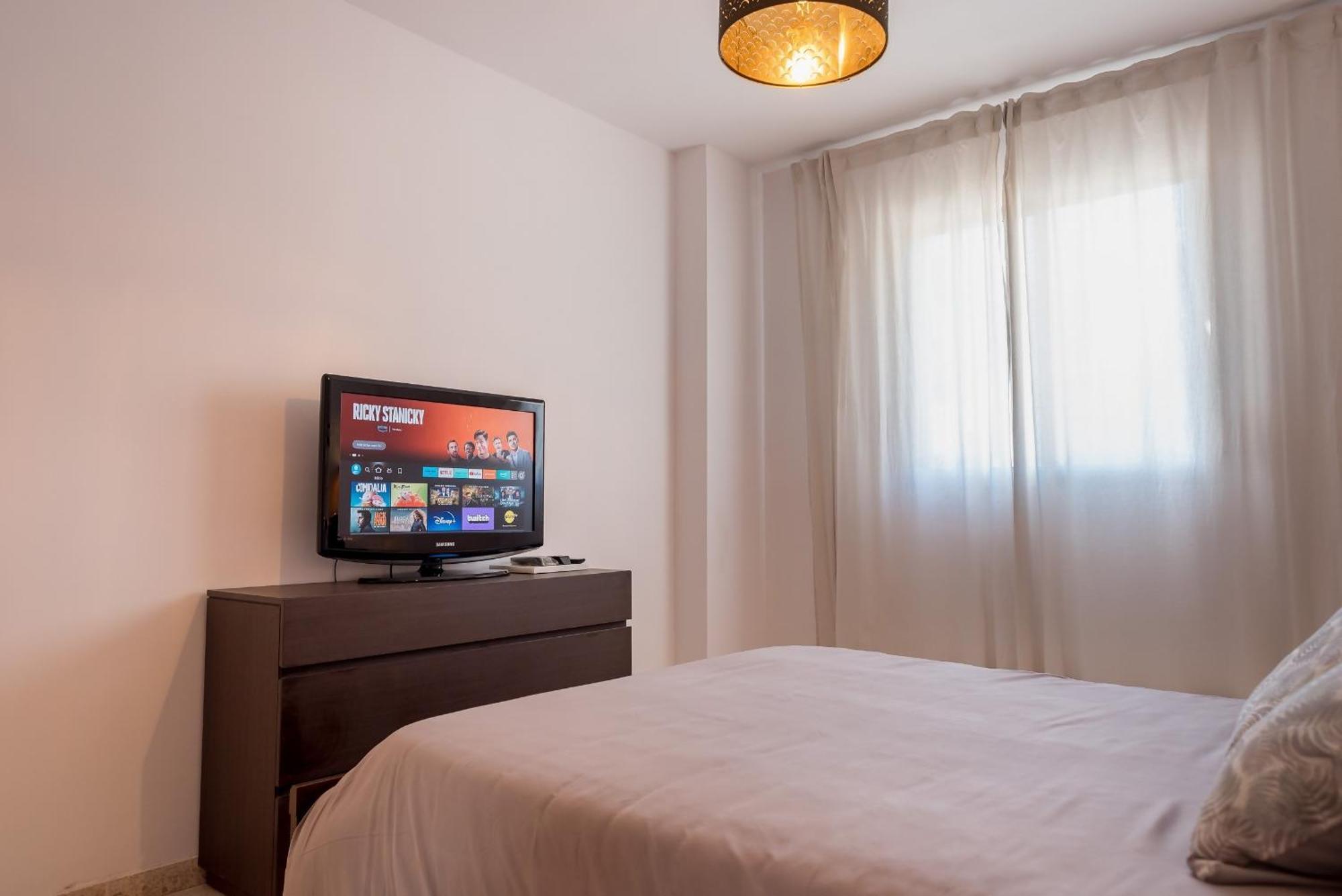 Torremolinos Yellow Fabuloso Andra Экстерьер фото