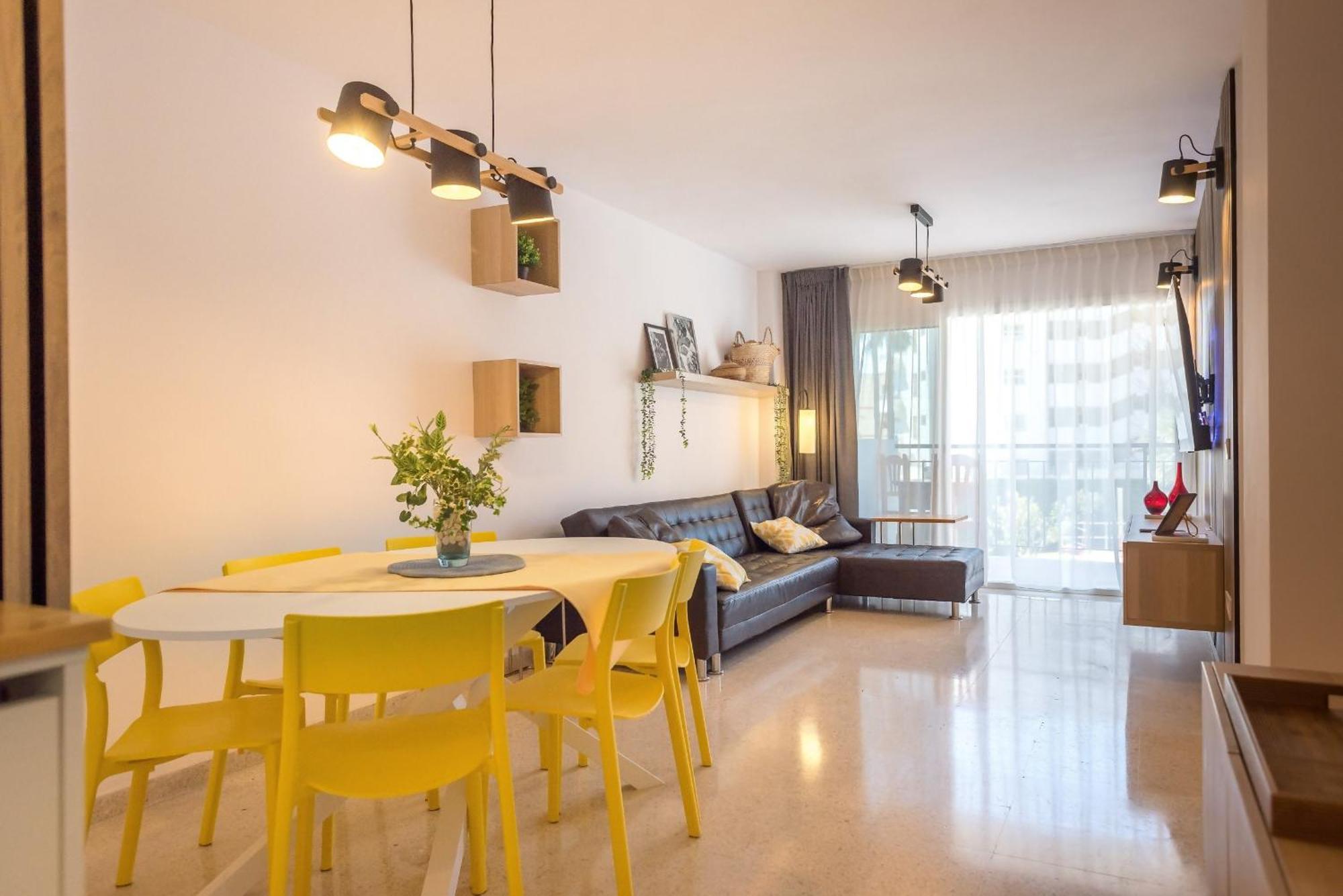 Torremolinos Yellow Fabuloso Andra Экстерьер фото