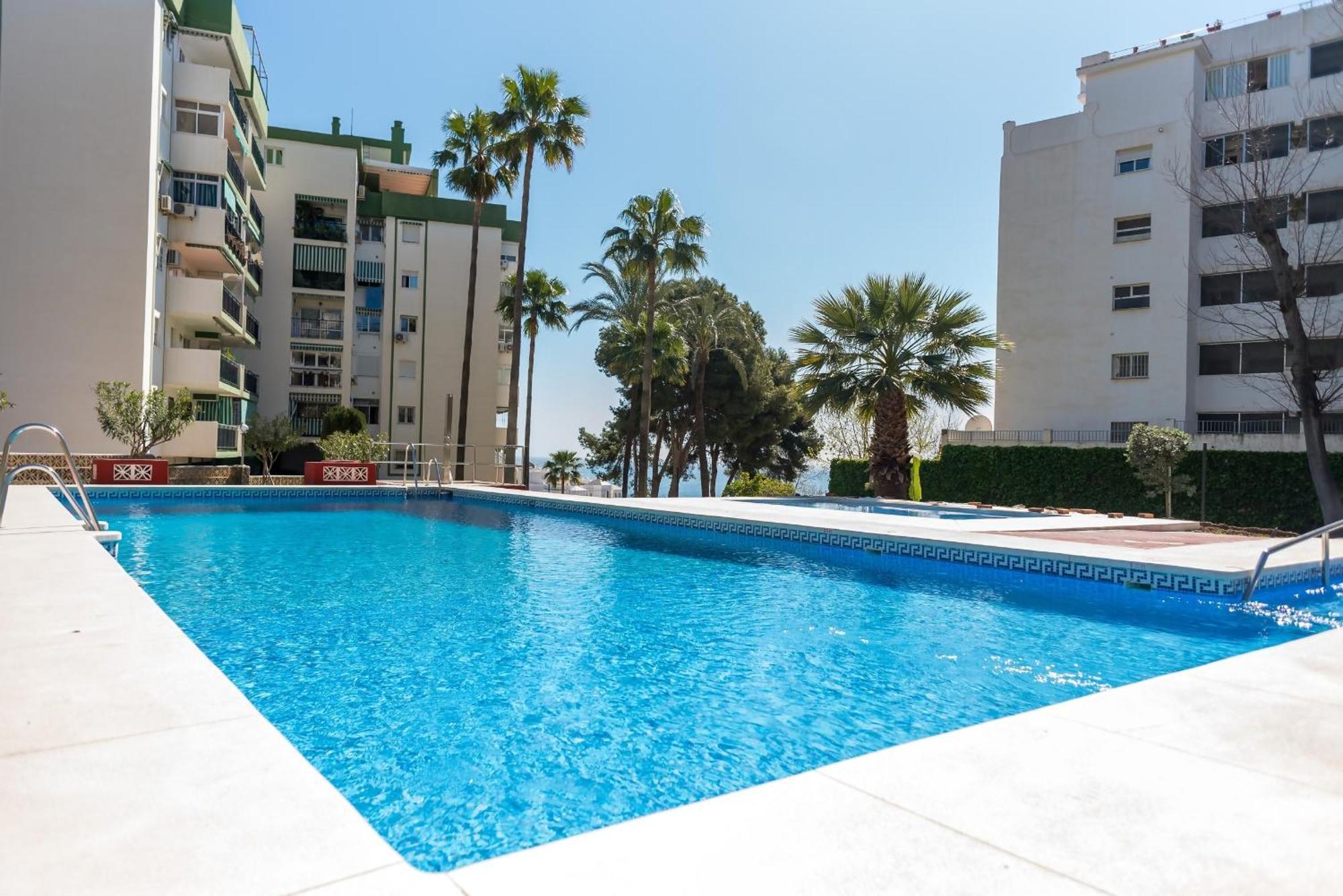 Torremolinos Yellow Fabuloso Andra Экстерьер фото